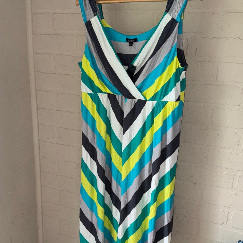 Apt 9 dressColorful Striped chevron Sleeveless xl stretch soft faux wrap top